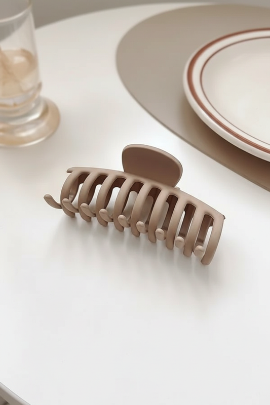 Matte Geometric Hair Claws For Women Thick Hair (11 cm)