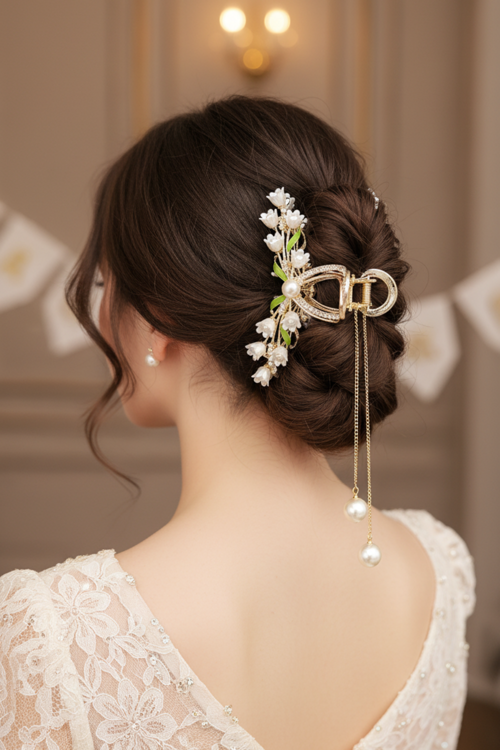 Female Flower Pearls Tassel  Hair Clip (11 cm)
