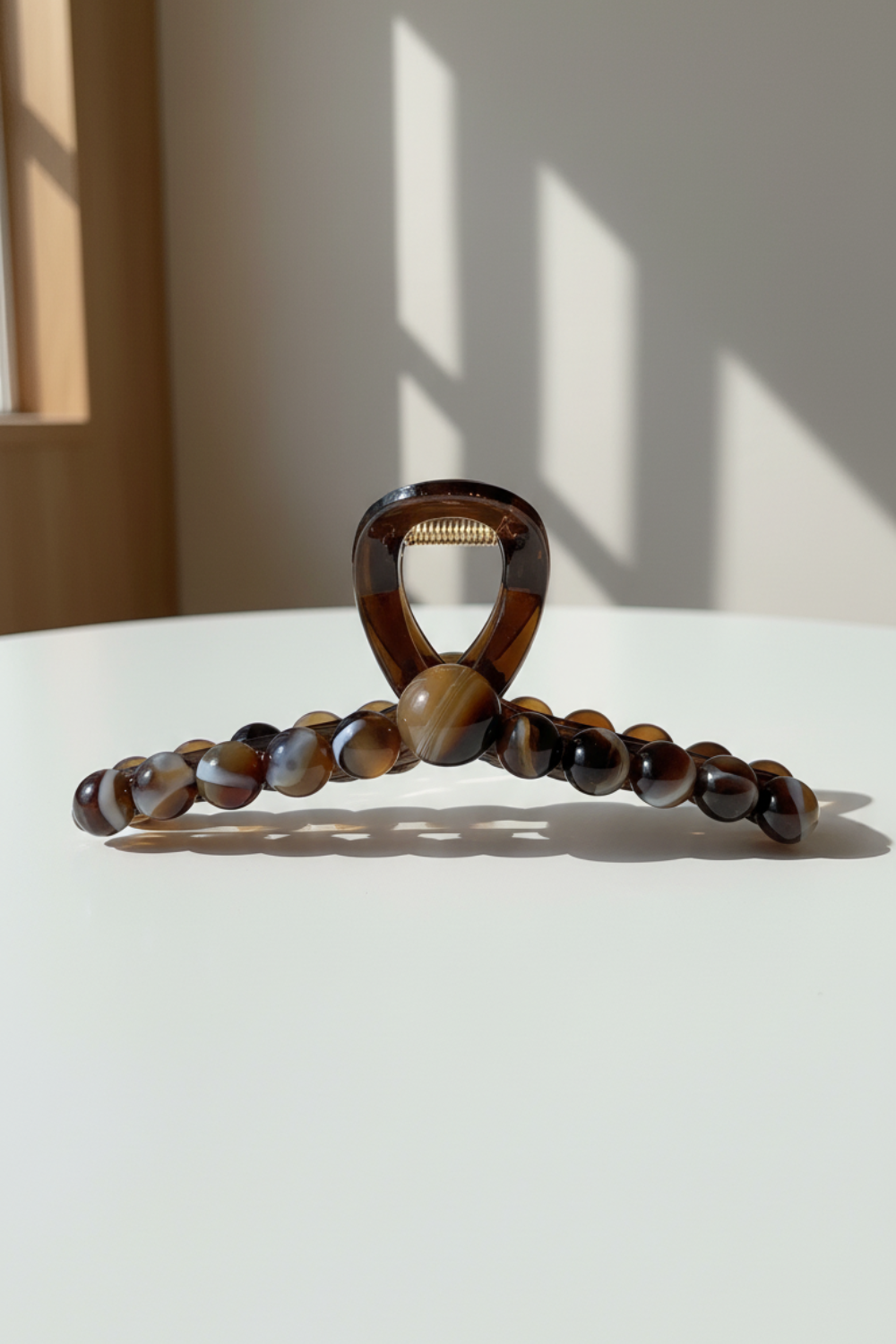 Elegant Pearls Large Cross Hair Claw