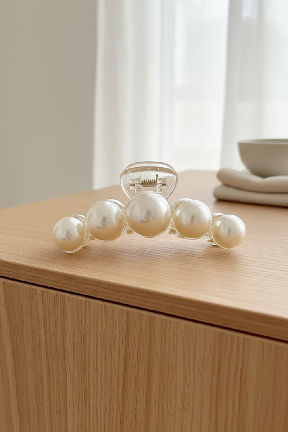 Acrylic Hair Pearl Claw Clips (5,8,10 cm)