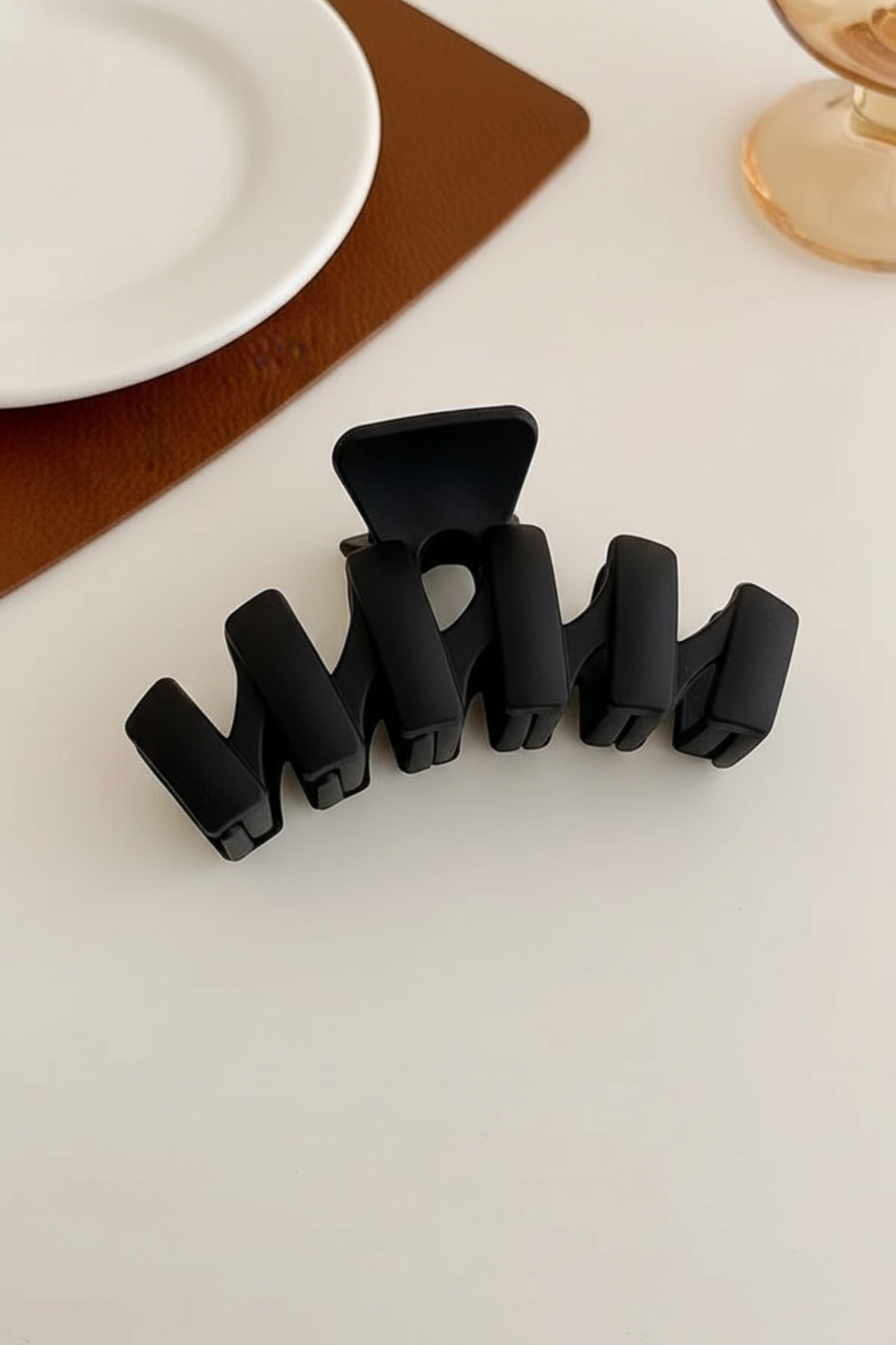 Matte Geometric Hair Claws For Women Thick Hair (11 cm)