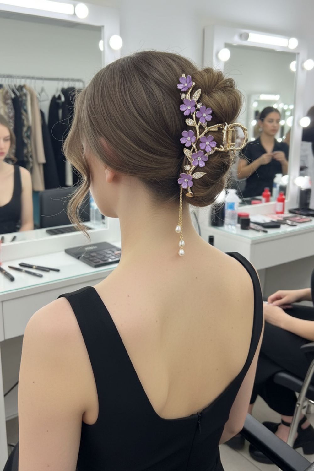 2026 Flower Tassels Hair Claw for Women Shark Clip (11.5 cm)