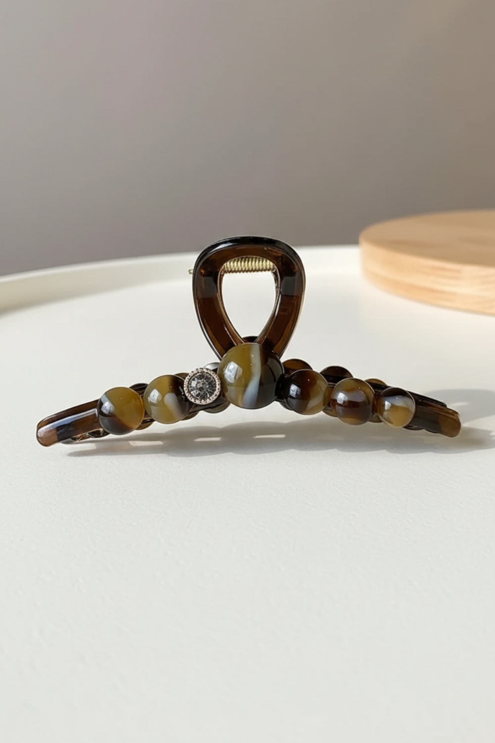 Elegant Pearls Large Cross Hair Claw