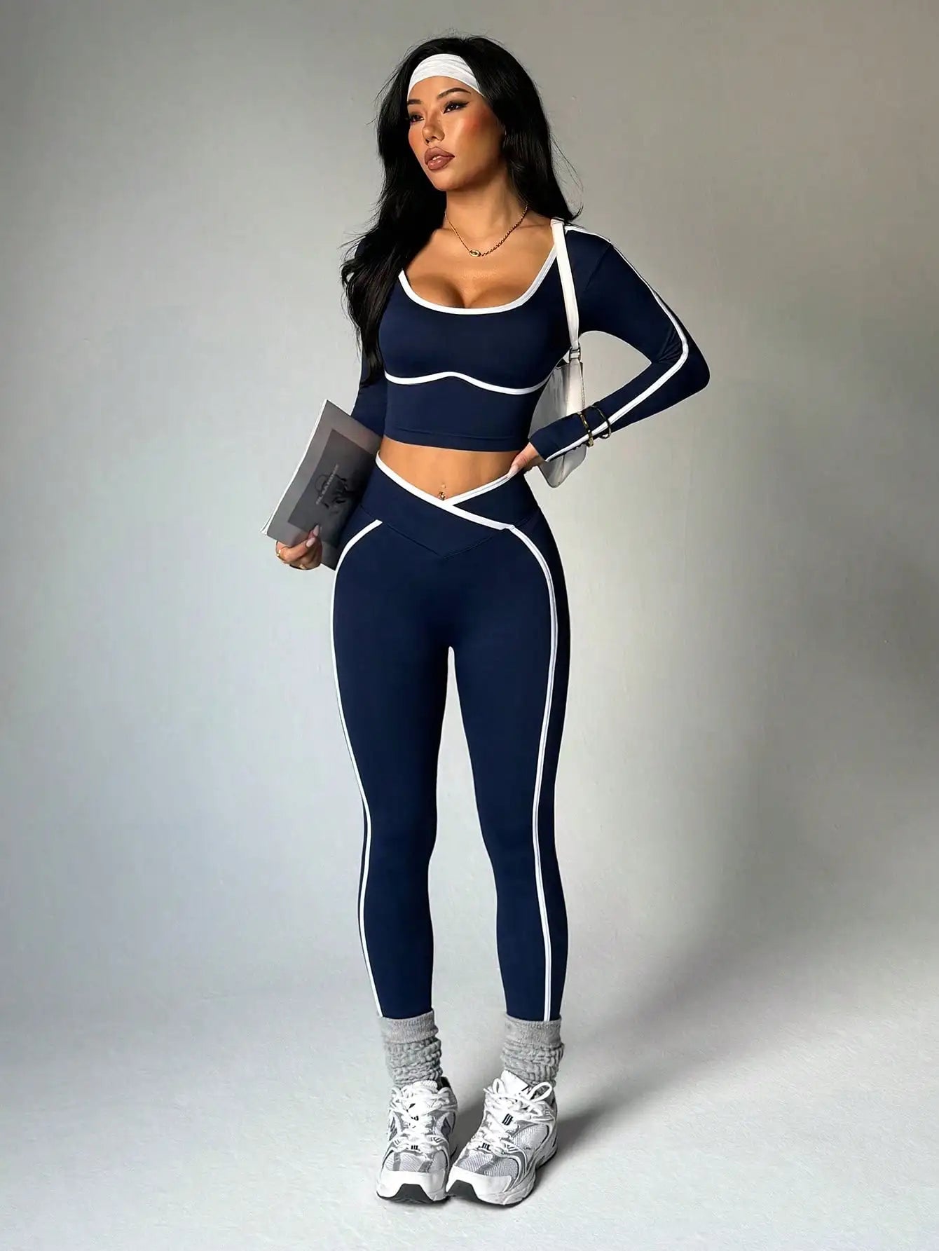 Women’s Round Neck Long Sleeve Yoga Top &amp; Outdoor Fitness Pants Set