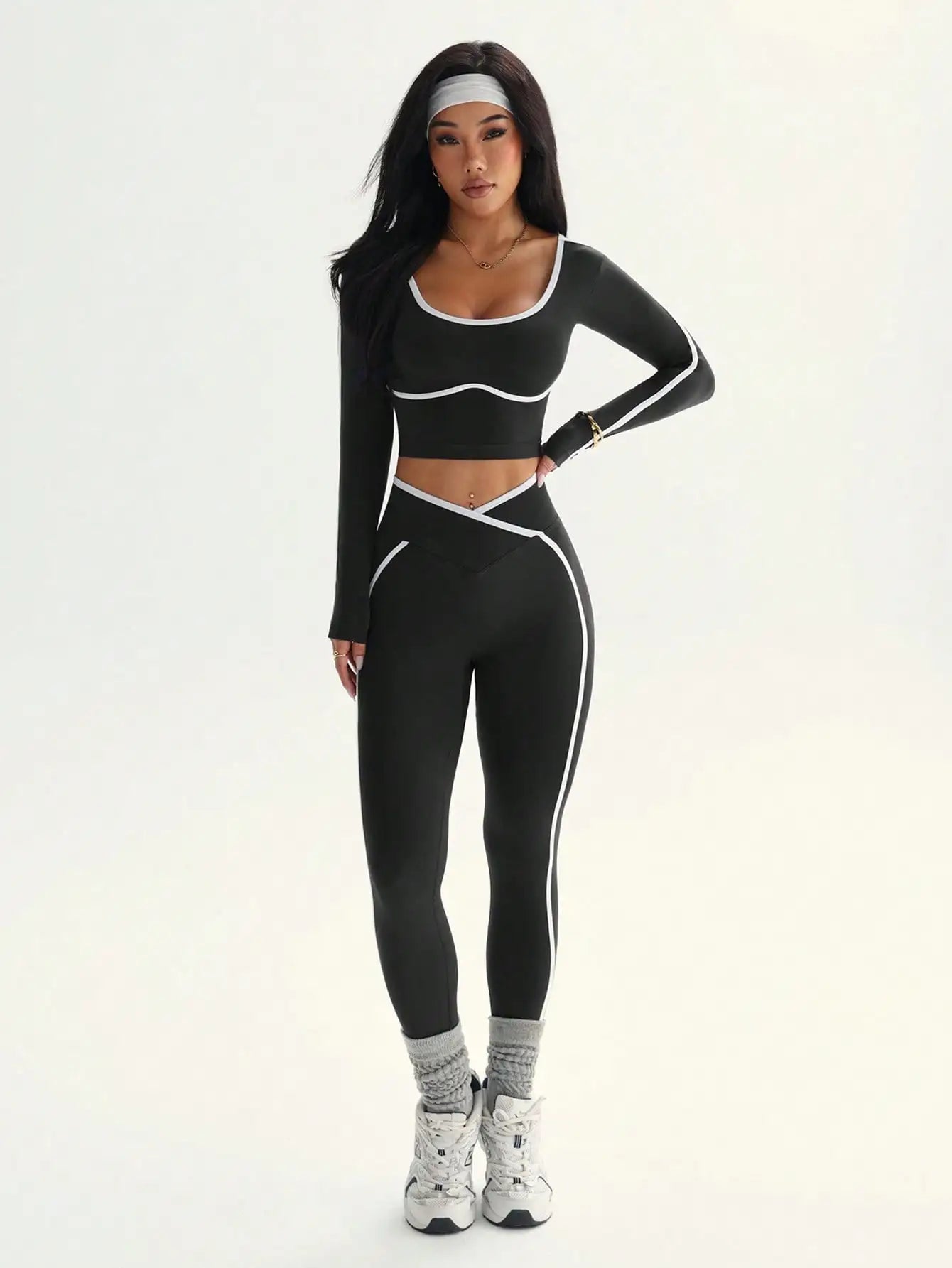 Women’s Round Neck Long Sleeve Yoga Top &amp; Outdoor Fitness Pants Set