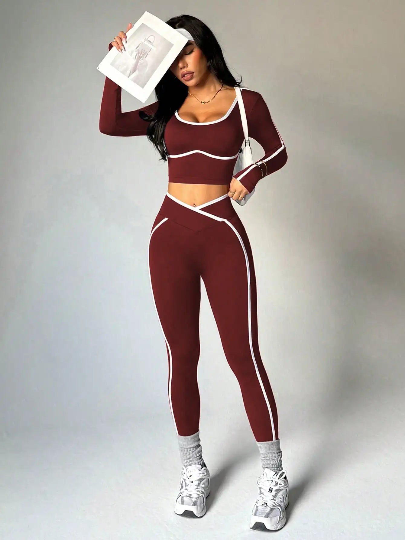 Women’s Round Neck Long Sleeve Yoga Top &amp; Outdoor Fitness Pants Set