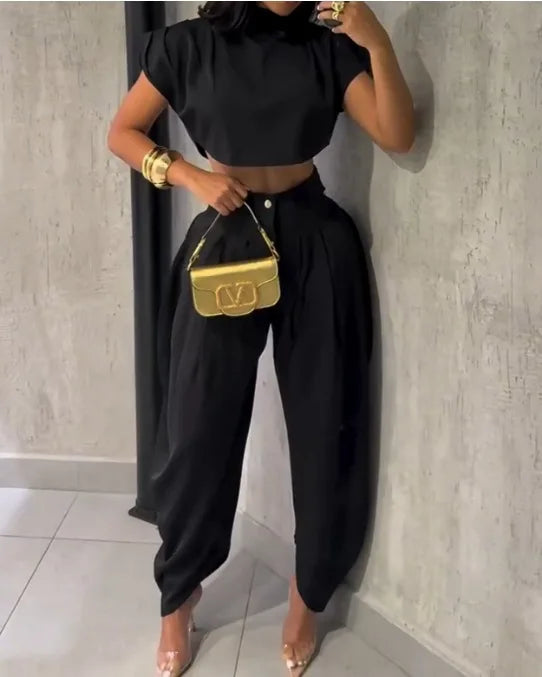 Streetwear 2-Piece Set – Women’s Cropped Top & Slim Pants Outfit