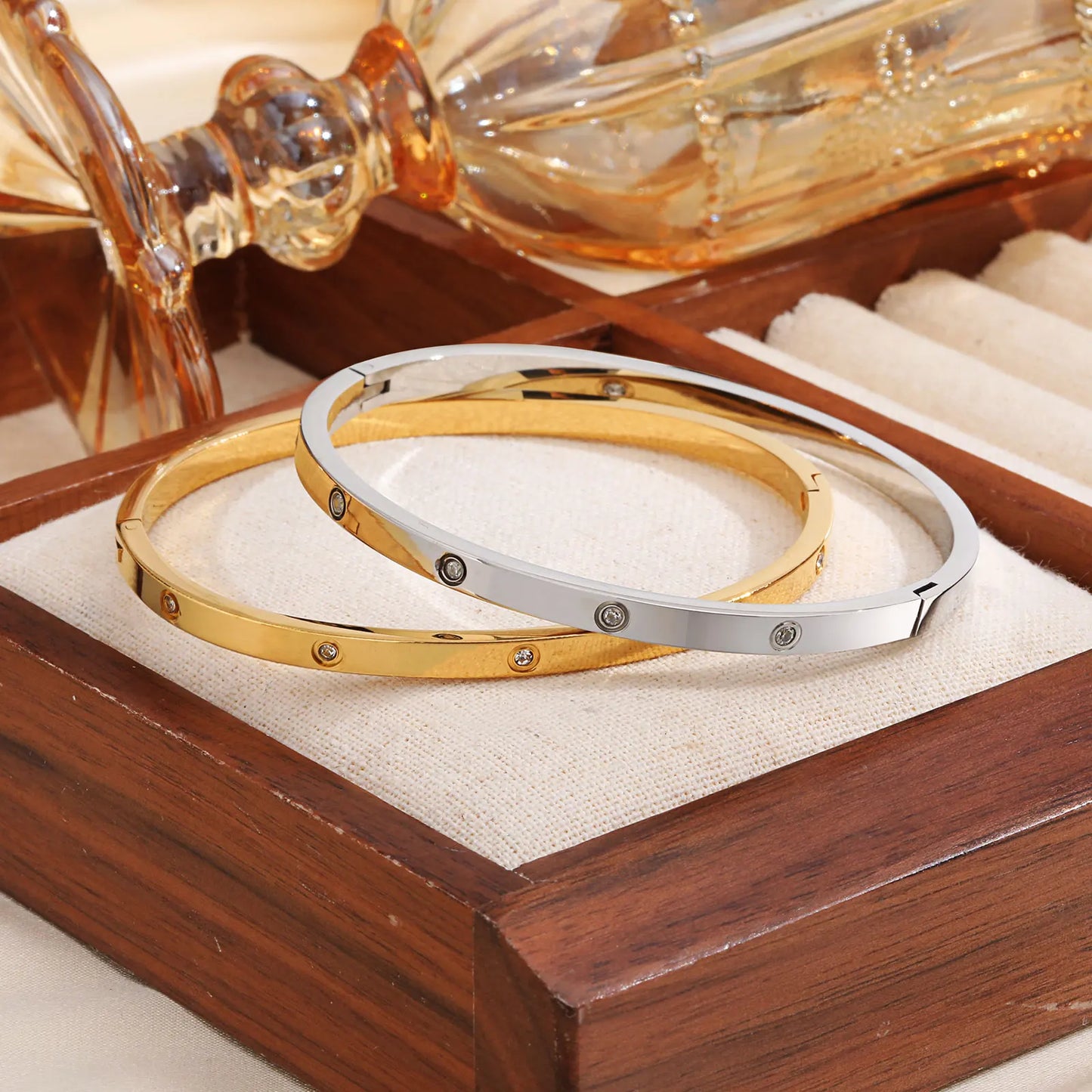 Luxury Cubic Zircon Stainless Steel Bracelet for Women