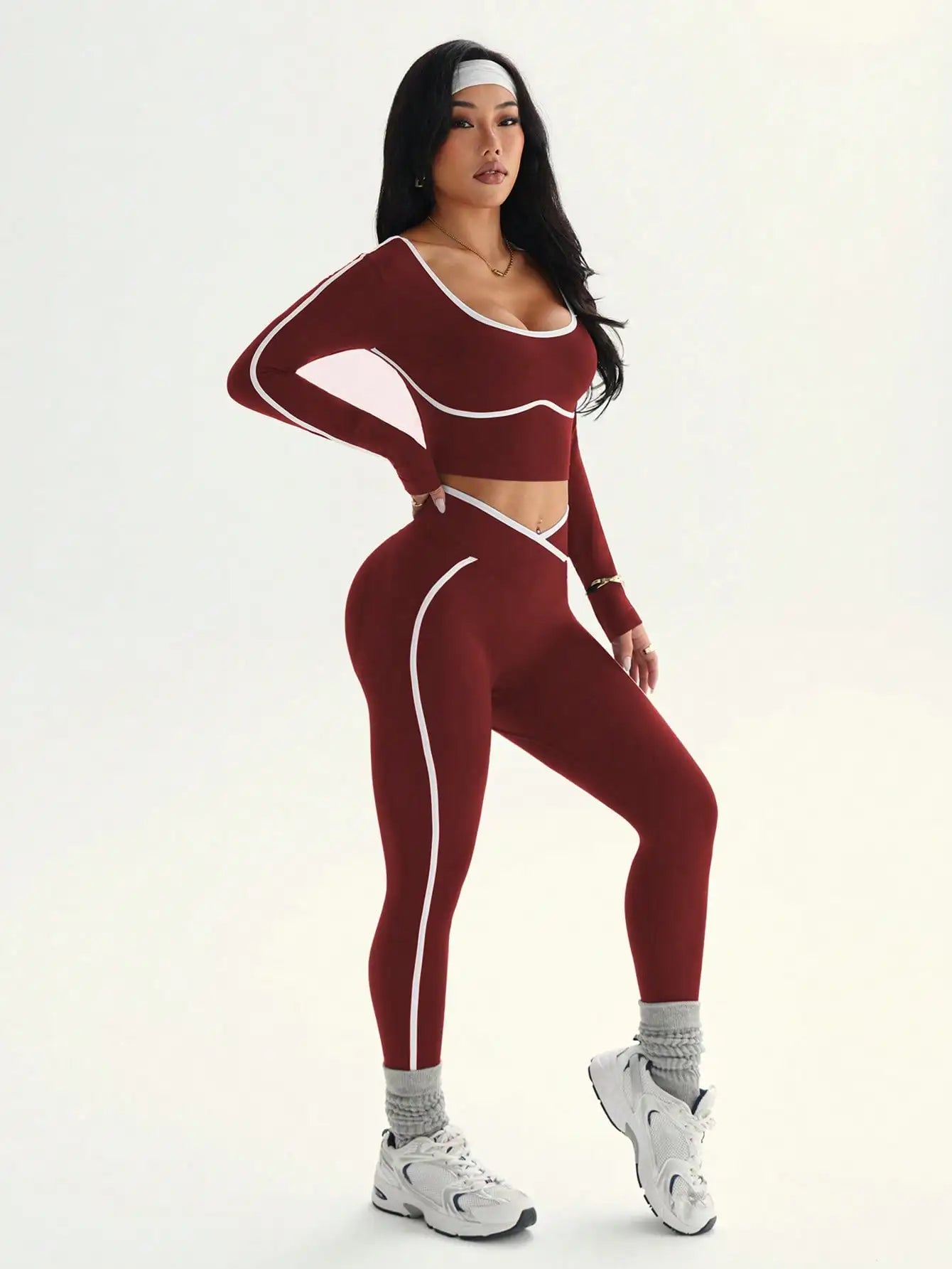 Women’s Round Neck Long Sleeve Yoga Top &amp; Outdoor Fitness Pants Set