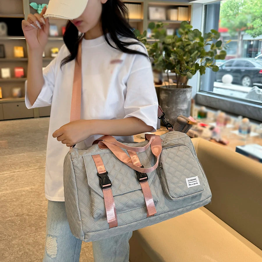 Durable Nylon Travel Duffle Bag, Portable Sports Gym Bag for Overnight Trips